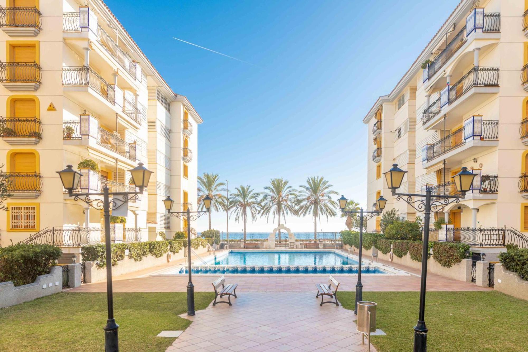 Suitur Apartament Familiar Con Piscina Calafell Exterior foto